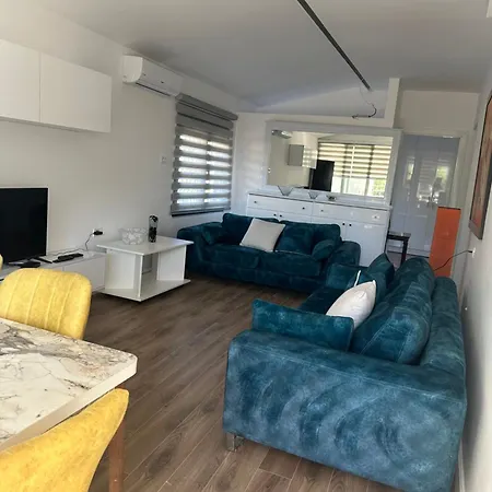 Apartment Join Sarandë