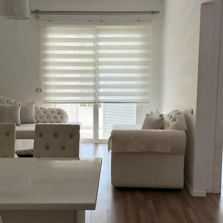 Apartment Join