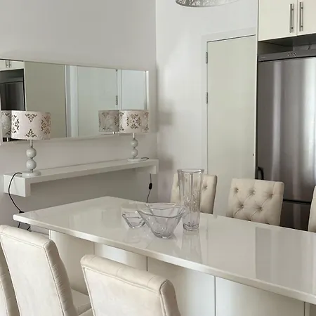 Join Apartment